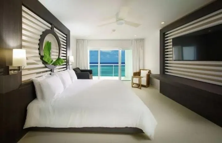 Spanish Court Hotel Montego Bay